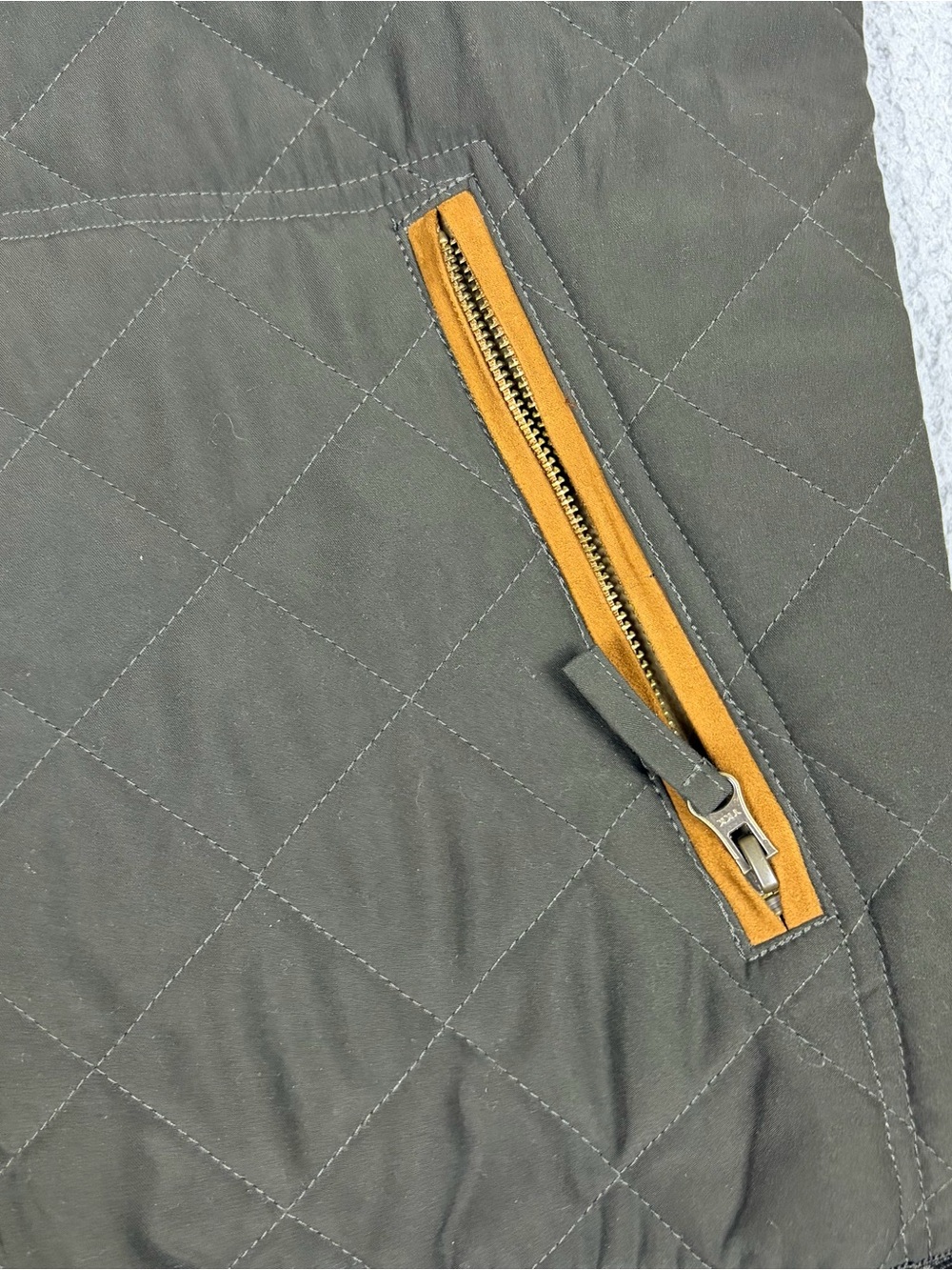 Orvis Quilted Vest Womens Large Green Fleece Lined Full Zip Pockets - Picture 4 of 9